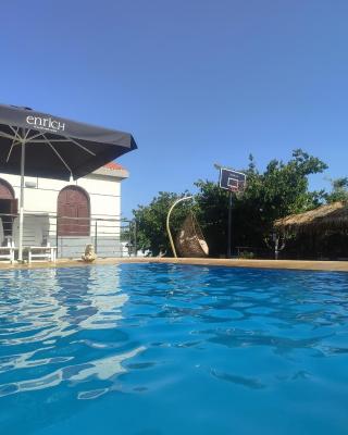 Villa Naima