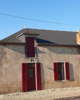 Maison 19ème rénovée avec terrasse et bornes de recharge - FR-1-489-406