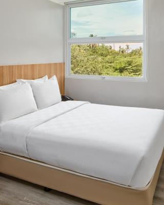 Go Hotels Plus Bacolod - Newly Renovated