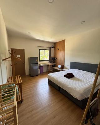 Lom Phangan Studio