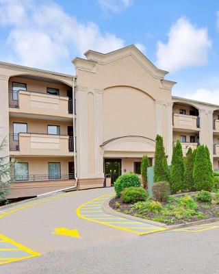 Travelodge by Wyndham Parsippany