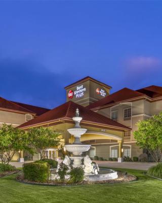 Best Western Plus Monica Royale Inn & Suites