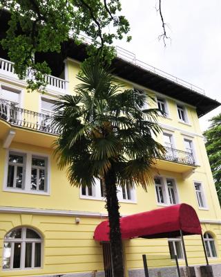 Hotel Villa Laurel