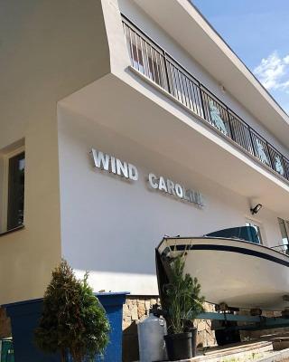 Wind Caroline