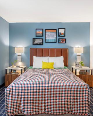 Uptown Suites Extended Stay Austin TX - Downtown