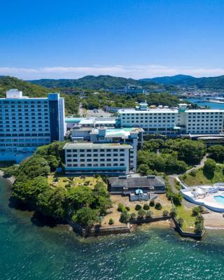 Toba Seaside Hotel
