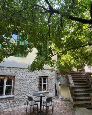 Arka Hostel
