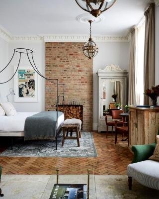 Artist Residence London