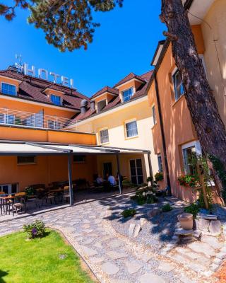 Hotel Tulipan Pruhonice