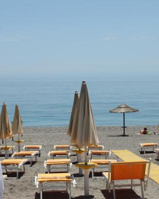 La Terrazza sul Mare