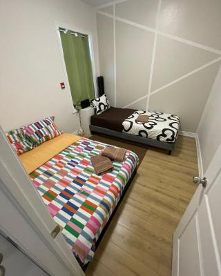 Toronto Budget Central Stay