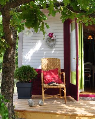 La roulotte Chic et Boheme