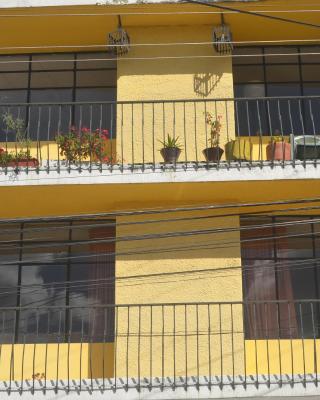The Quito Guest House with Yellow Balconies for Travellers