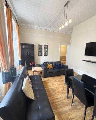 2 Bed Flat in Central Edinburgh