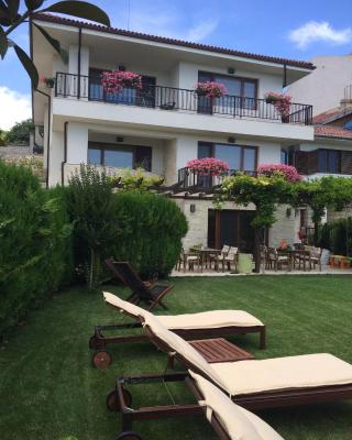 Guest House Balchik Hills