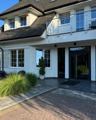 Hotelik - Modlin Airport