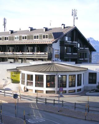 Hotel Dolomiti Chalet