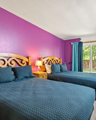 Adventure Haven Near Downtown - Rose Tree 3