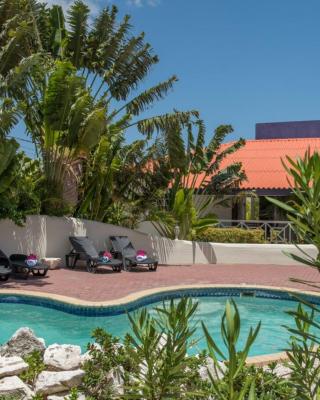 Blue Marlin Apartments, Nabij Mambo Beach