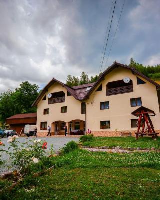 Pensiune Agroturistică Casa Alex
