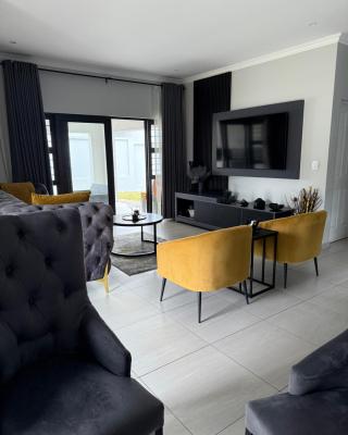 Cosy & Comfy Paradiso