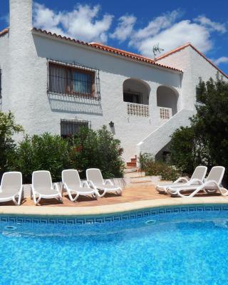 Villa Carfax