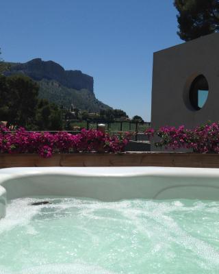 BY Cassis chambre privée dans maison familiale