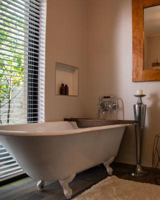 Tarry-Stone Cottages