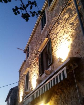 Buena Vis-ta Apartments with the Sea View