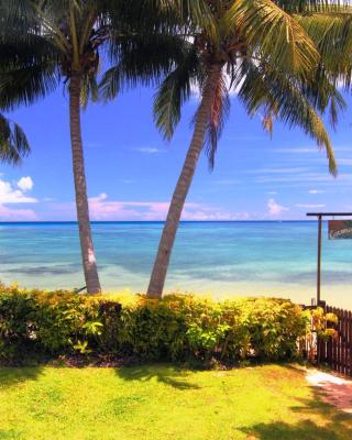 Coconut Grove Beachfront Cottages