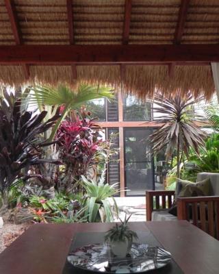 Forest Lodge: Bali-Style Retreat