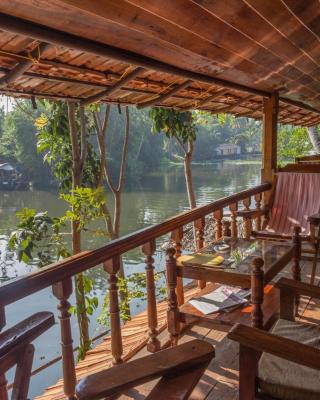 Malayalam Lake Resort