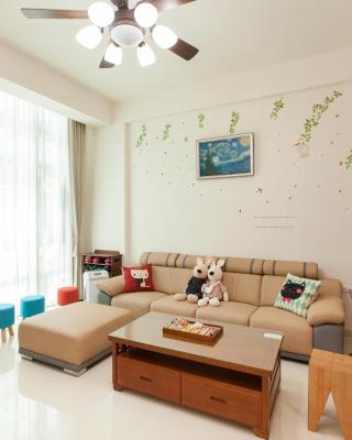 Four Seasons Homestay
