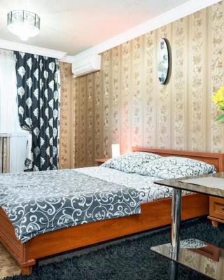 Apartment on Nezalezhnoy Ukrаiny near Intourist Hotel