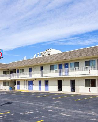 Motel 6-Laramie, WY