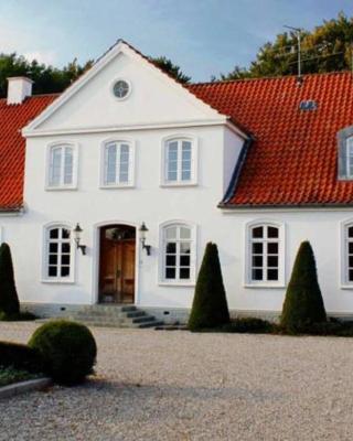 Louiselund Bed & Breakfast