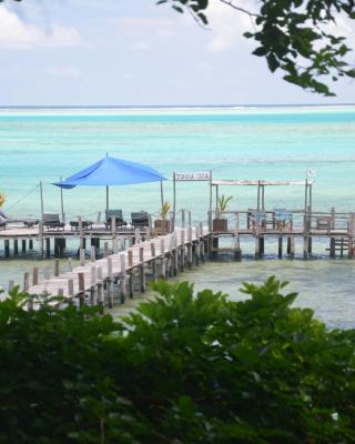 Boraha Village Ecolodge