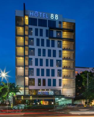 Hotel 88 Embong Malang Tunjungan Surabaya by WH - Breakfast with The Best View on The Highest Floor and Strategic Location in The City Center