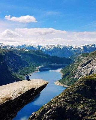 Skånevik Fjordhotel