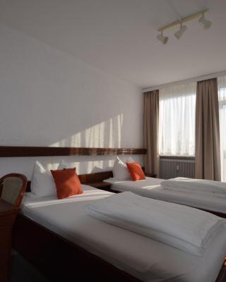 Hotel & Restaurant Main Taunus