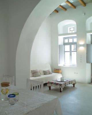 Tutti Blu Tinos Living Space