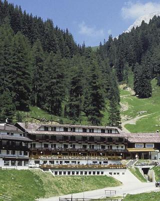 Sport Hotel Pampeago