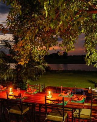 Thamalakane River Lodge