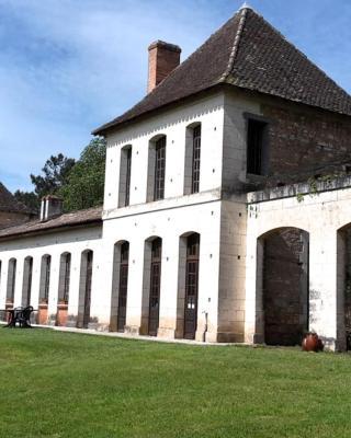 Château Neuf Le Désert