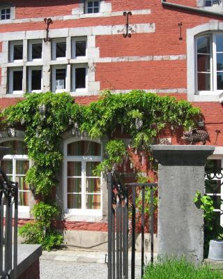 Chambre d'Hôtes Les Augustins - Parking sécurisé - Borne de recharge