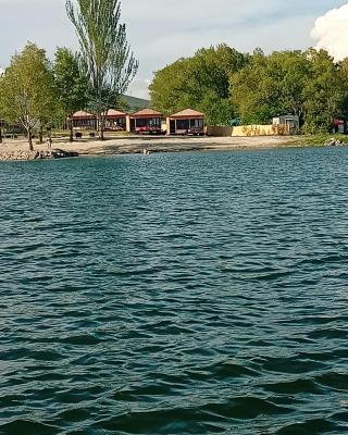 Sevanta Lake Cottages