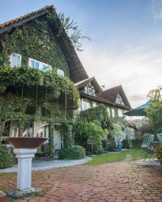 The Bala's Holiday Chalet