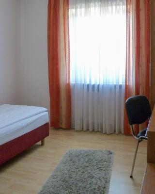 City Hotel
