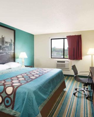 Super 8 by Wyndham Pittsburgh PA Airport-University Area