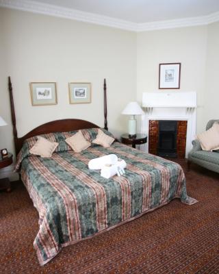 Darcy's Hotel